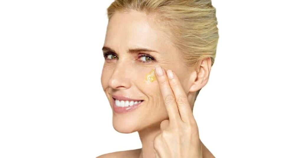All About Retinal: A Guide to Healing Acne